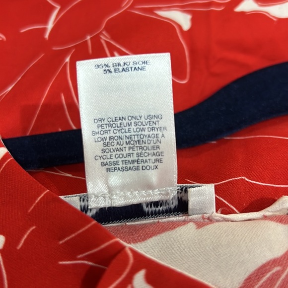 Oscar de la Renta red and white silk floral printed blouse - Picture 6 of 7